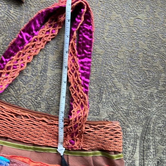 Handcrafted multi-textured purse - Picture 8 of 15